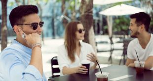 Headset Bluetooth Keren Yang Bisa Terpasangkan Di Jari Kamu !