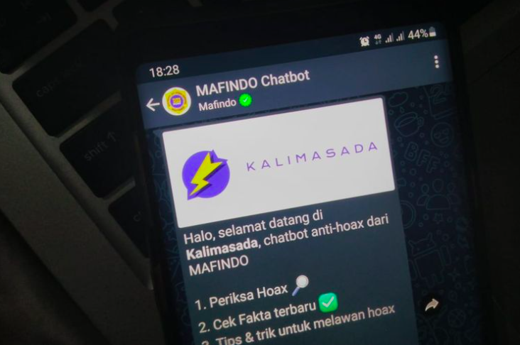 Cara Mudah Cek Informasi Hoax Lewat WhatsApp | LemOOt